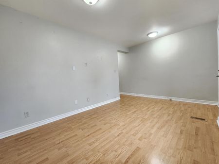 262 Carillon Street - 1 - Photo 5