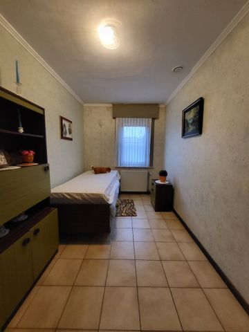 Ruime woning met praktische indeling en tuin - Photo 4