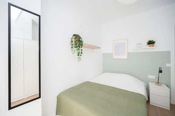 Calle Cristo de la Epidemia, Málaga, Andalusia 29013 - Photo 1