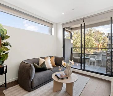 Modern Designer Living with Ultimate Essendon Convenience. - Photo 2