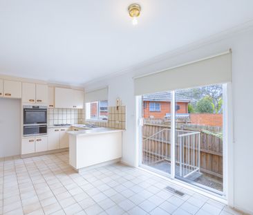 2/13 Wilson Street, Murrumbeena VIC 3163 - Apartment For Rent | Domain - Photo 6