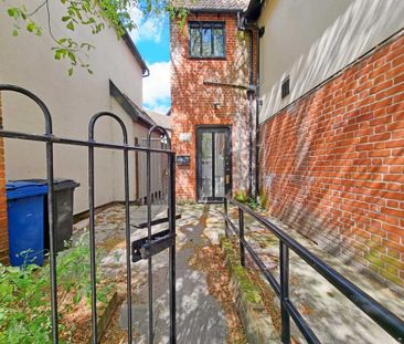 Studio to rent - Photo 4