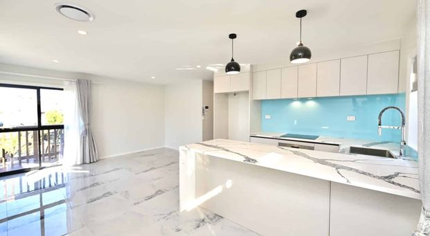 Near new home Panmure - Photo 1