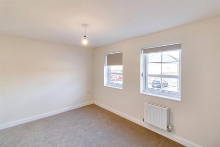 3 bedroom townhouse to rent - Photo 3