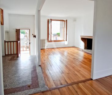 Location Maison 6 pièces 105m² - Photo 1