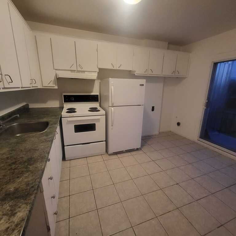 2 Bed 1 Bath In Point Aux Trembles - Photo 1