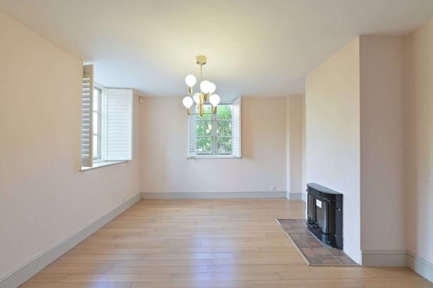 Three bedroom lodge house in Bowcott with rural views. - Photo 1