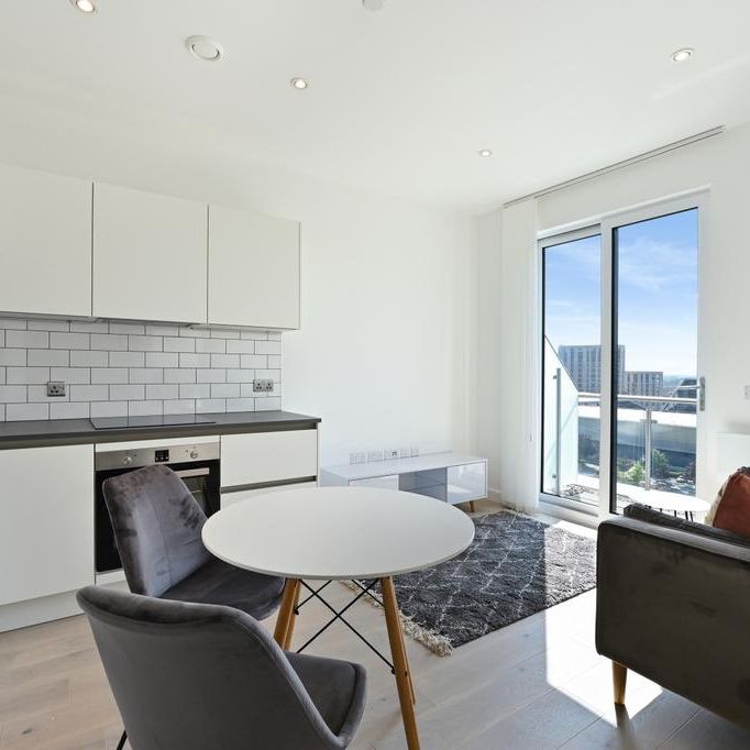 1 bedroom flat to rent - Photo 1