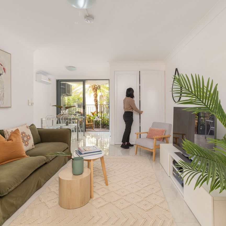 206/2-12 Glebe Point Road, Glebe NSW 2037 - Apartment For Rent | Domain - Photo 1