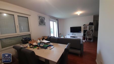 Location Appartement 4 pièces 73m² LONGUEAU 80330 - Photo 2