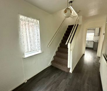 Semi-detached house to rent on - Photo 4