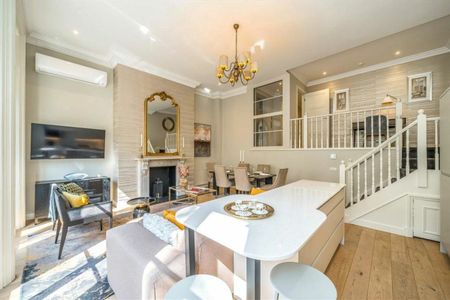 Beaufort Gardens, South Kensington, SW3 - Photo 2