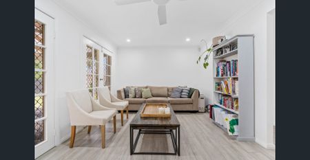 Impressive family home - Photo 3