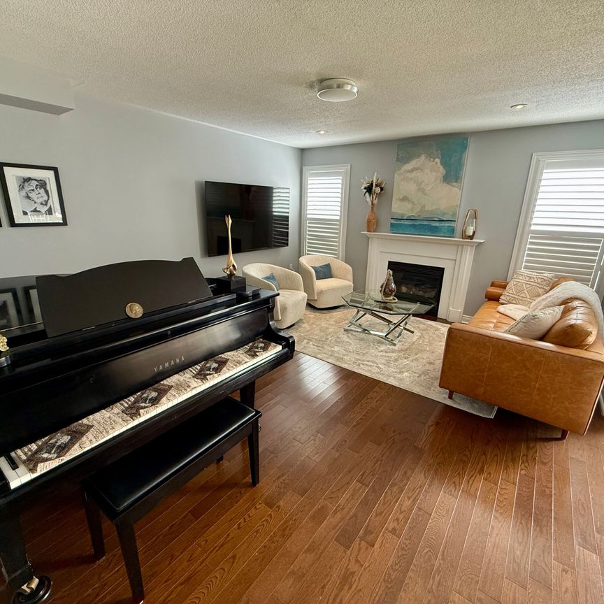 For Lease - 60 Batt Crescent, Ajax, Ontario - Photo 1