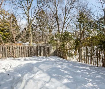 For Lease - 31 Springhead Gardens, Richmond Hill, Ontario - Photo 5