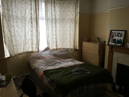 4 bedroom house share to rent - Photo 4