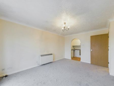 1 bedroom flat to rent - Photo 2