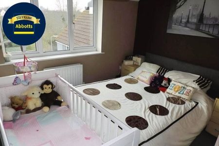 Willow Road, Dunmow - CM6 - Photo 2