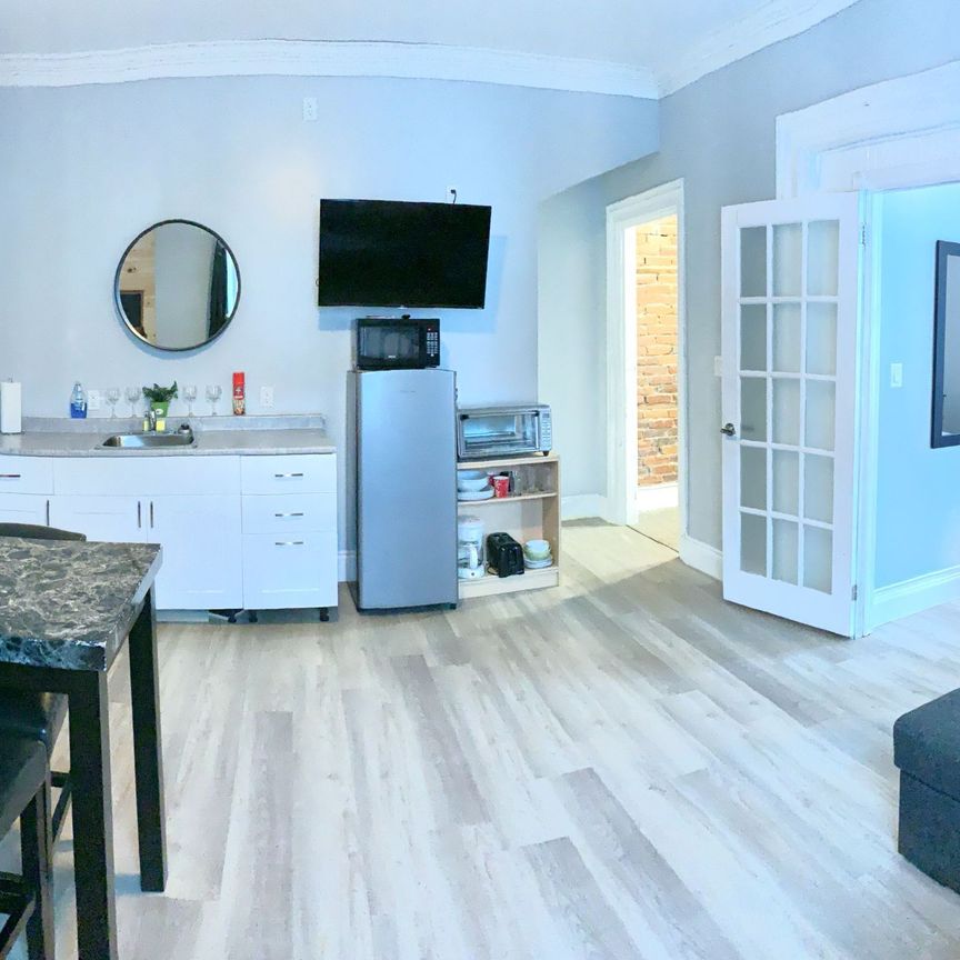 For Lease - 33 Everett Street, Belleville, Ontario - Photo 1