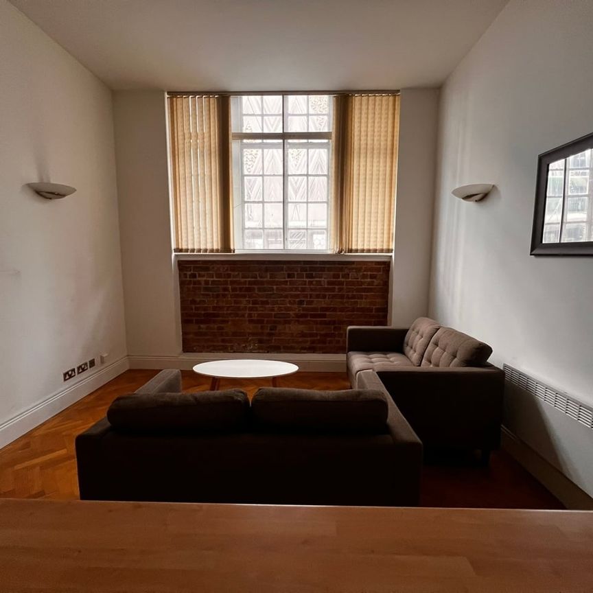 1 Bed Flat, Eastgate, LS2 - Photo 1