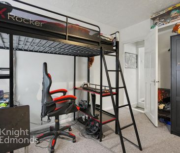 2 bedroom terraced house to rent - Photo 4