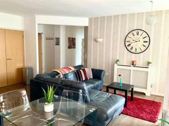 2 bed Apartment for Rent - Photo 1
