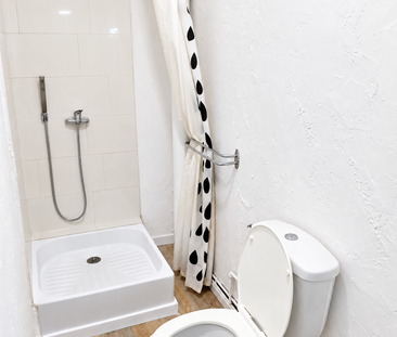 Location Appartement 1 pièce 36m² LA VALETTE DU VAR 83160 - Photo 4