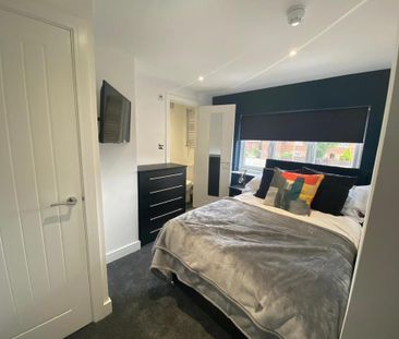 1 bedroom in a house share to rent - Photo 3