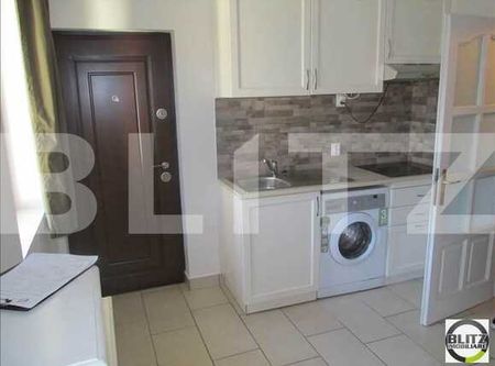 Apartament cu 1 camera, 35 mp, imobil nou, mobilat modern, zona UMF! - Photo 2