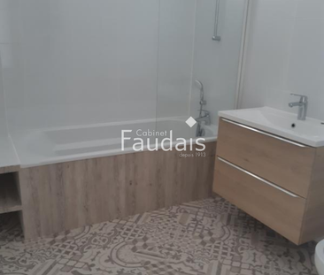 Location Maison 5 pièces 106m² COUTANCES 50200 - Photo 1