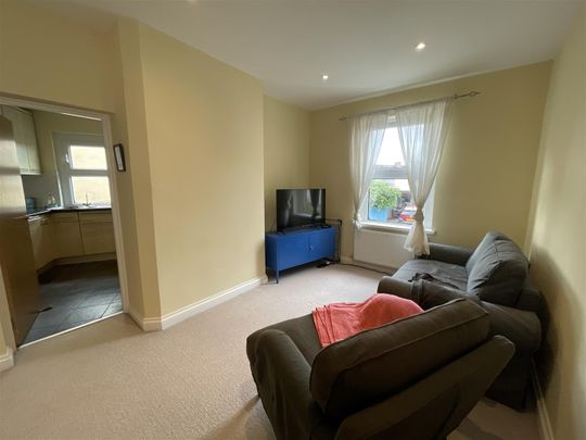 The Old Bakery, Severn Road - Photo 1