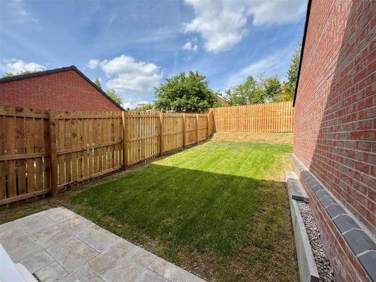 Burmese Road, Nottingham, NG16 - Photo 1