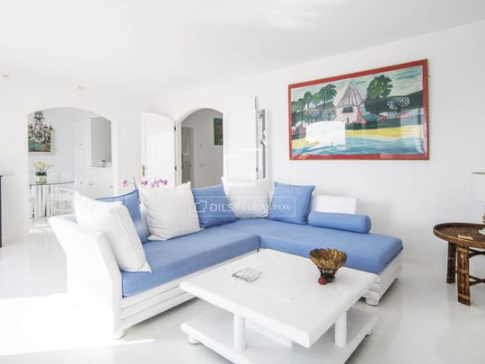 Beautiful villa with garden, private pool and wonderful sea views for rent in Punta Brava, the most prestigious residential area of Sant Feliu de Guíxols, at the Costa Brava. - Foto 1