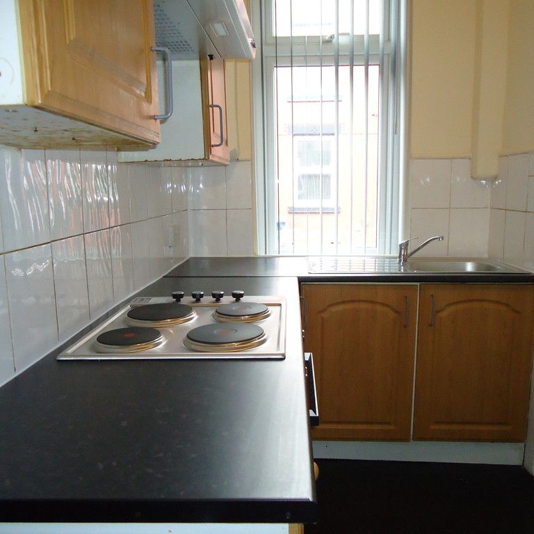 Recreation Terrace, Holbeck, LS11 0AW - Photo 1