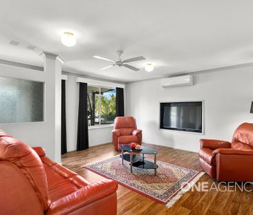 COMFORTABLE THREE-BEDROOM HOME WITH MODERN FEATURES - Photo 2
