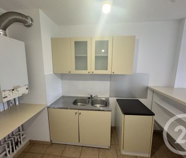 Location Appartement 2 pièces 45m² CHATEAU GOMBERT 13ème - Photo 1
