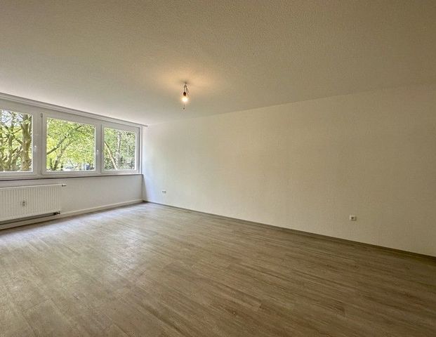Bezugfertiges 1-Zimmer -Apartment mit schönem Balkon - Photo 1