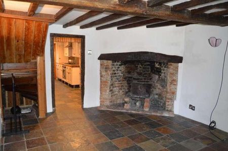 High Street, Hungerford, RG17 - Photo 3