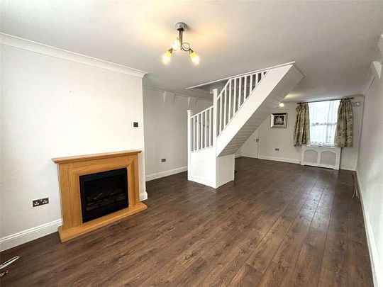 Spencer Road, Mitcham, Surrey, CR4 - Photo 1