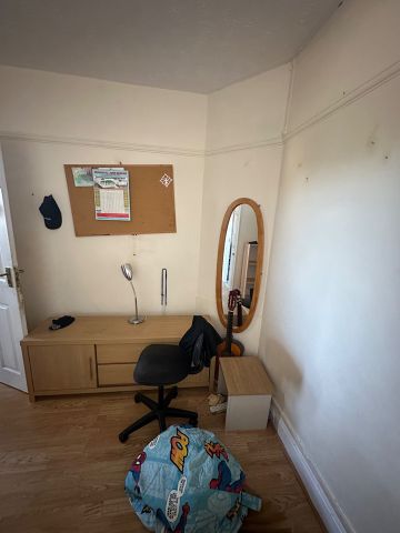 1 Bed Flat, Filton, BS34 - Photo 4