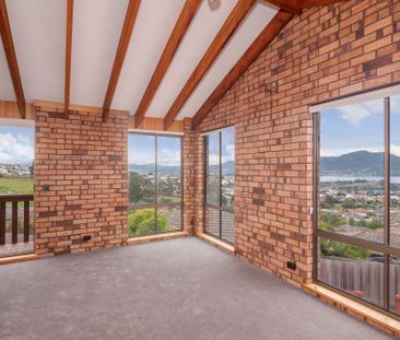 Neat & Tidy unit with River Views - Photo 1