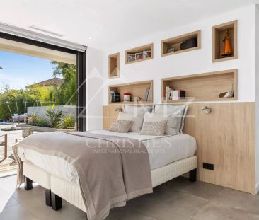 Proche Cannes - Villa contemporaine vue mer - Photo 6