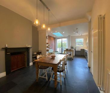 2 bedroom terraced house to rent - Photo 3