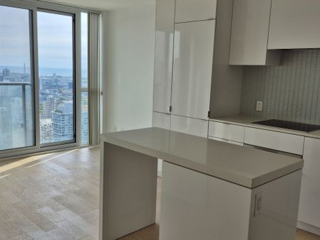 For Lease - 7 Grenville Street Unit# 5007, Toronto, Ontario - Photo 2