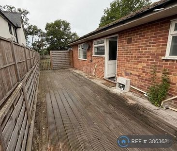 3 bedroom bungalow to rent - Photo 6