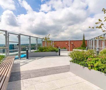 Gold Studio - Photo 6