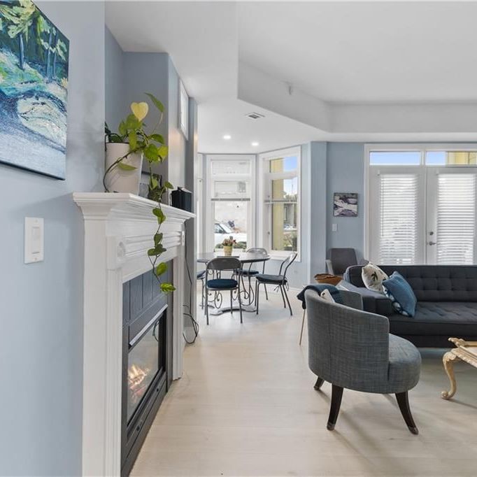 For Lease - 10 BAY Street Unit# 101, Blue Mountains, Ontario - Photo 1