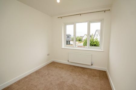 3 bed House - Semi-Detached for Rent - Photo 3
