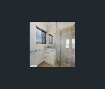 Family home built to impress - Photo 3