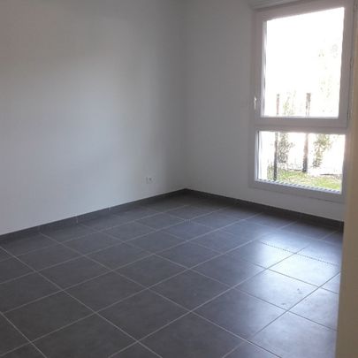 Location Appartement 2 pièces 43m² NIMES 30900 - Photo 1